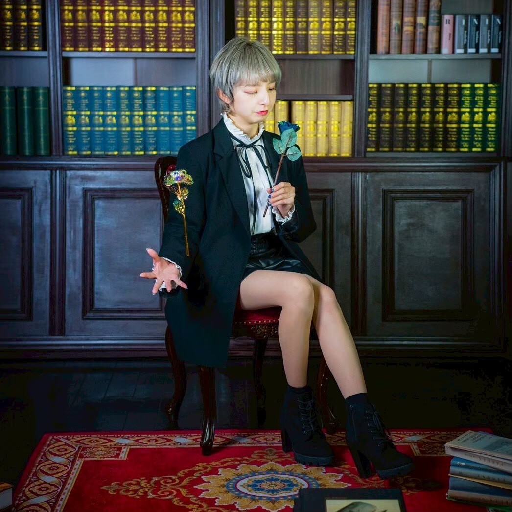 あやねのアーティスト写真
